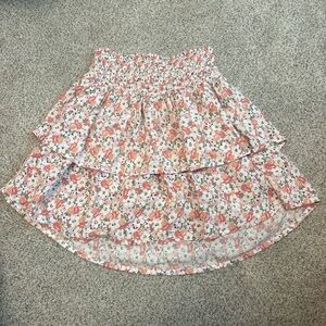 Hollister Floral mini Skirt - Pink and White